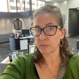 Meet your Posher, Fleur